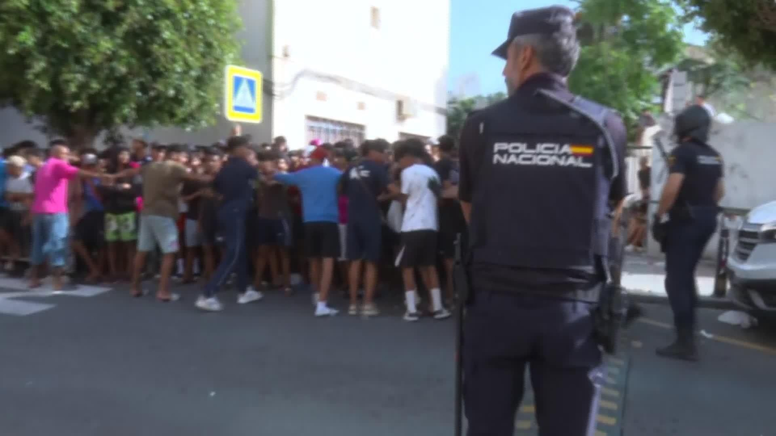 L046-EDI CEUTA TENSION COMISARIA