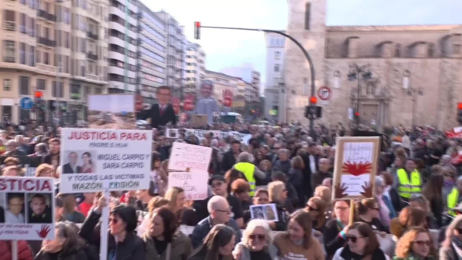 D058-VALENCIA MANIFESTACION MAZON ACTA DIPUTADO DIMISION