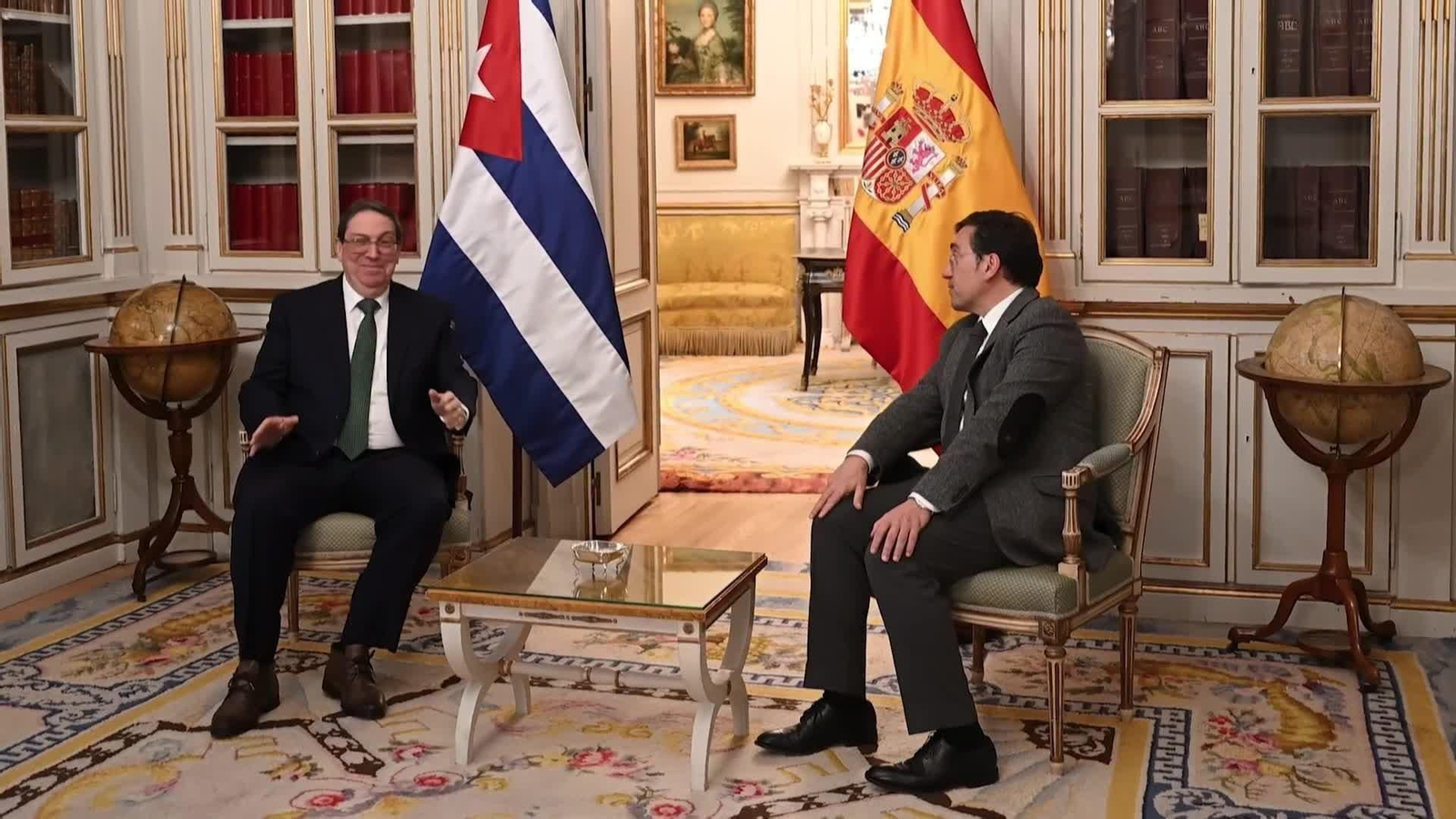 va albares con ministro exteriores cubano