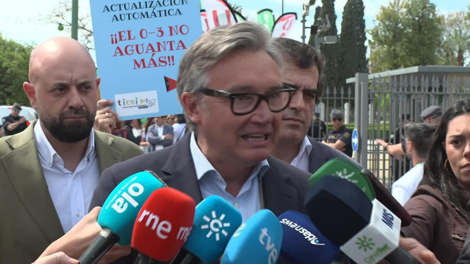 X072-SEVILLA VOX DEFIENDE SU GESTION INTERNA