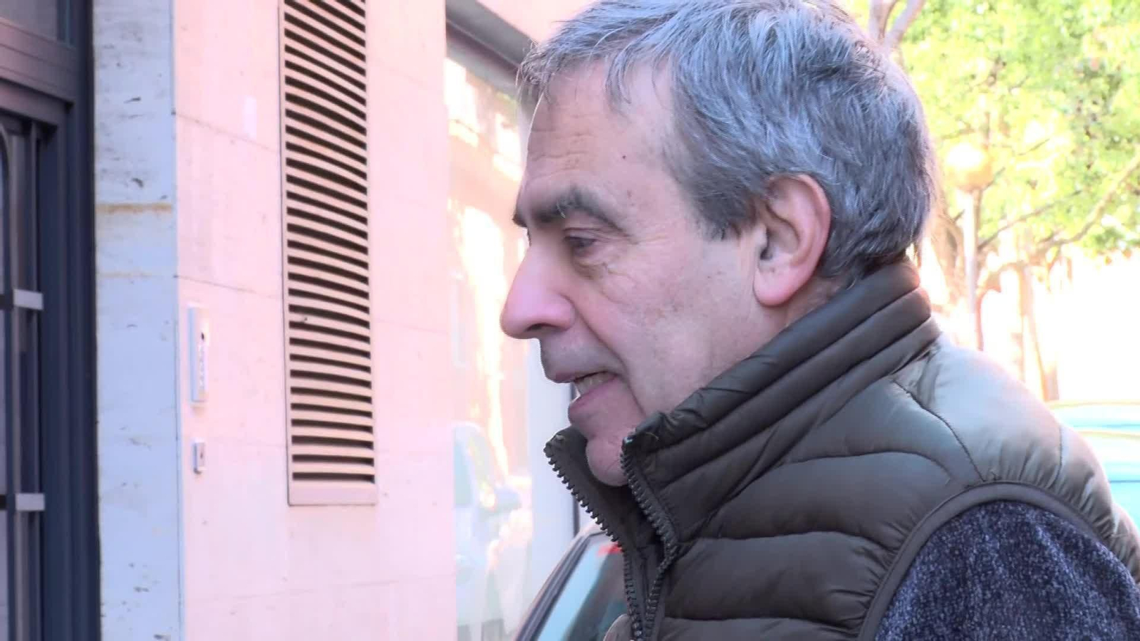 X043-BARCELONA FALLECE  SIN TECHO BADALONA TOTAL