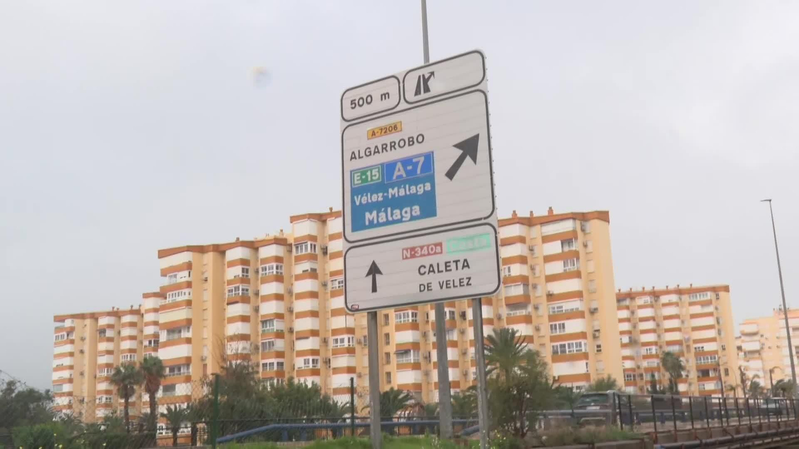 J043-MALAGA BUSQUEDA MUJER EN EL RIO TURVILLA