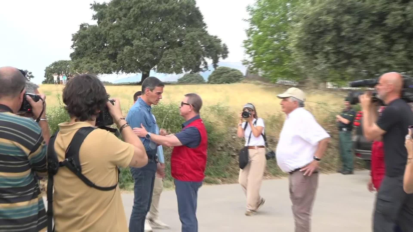 X006-GUADALAJARA PEDRO SANCHEZ VISITA INCENDIO LA MIERLA