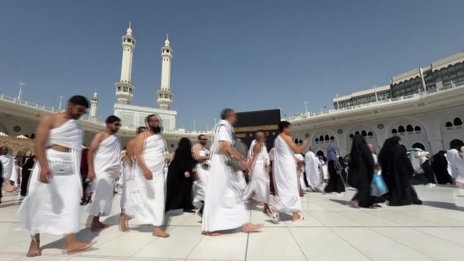 J073-ARABIA SAUDI REZO MULTITUDES GRAN MEZQUITA