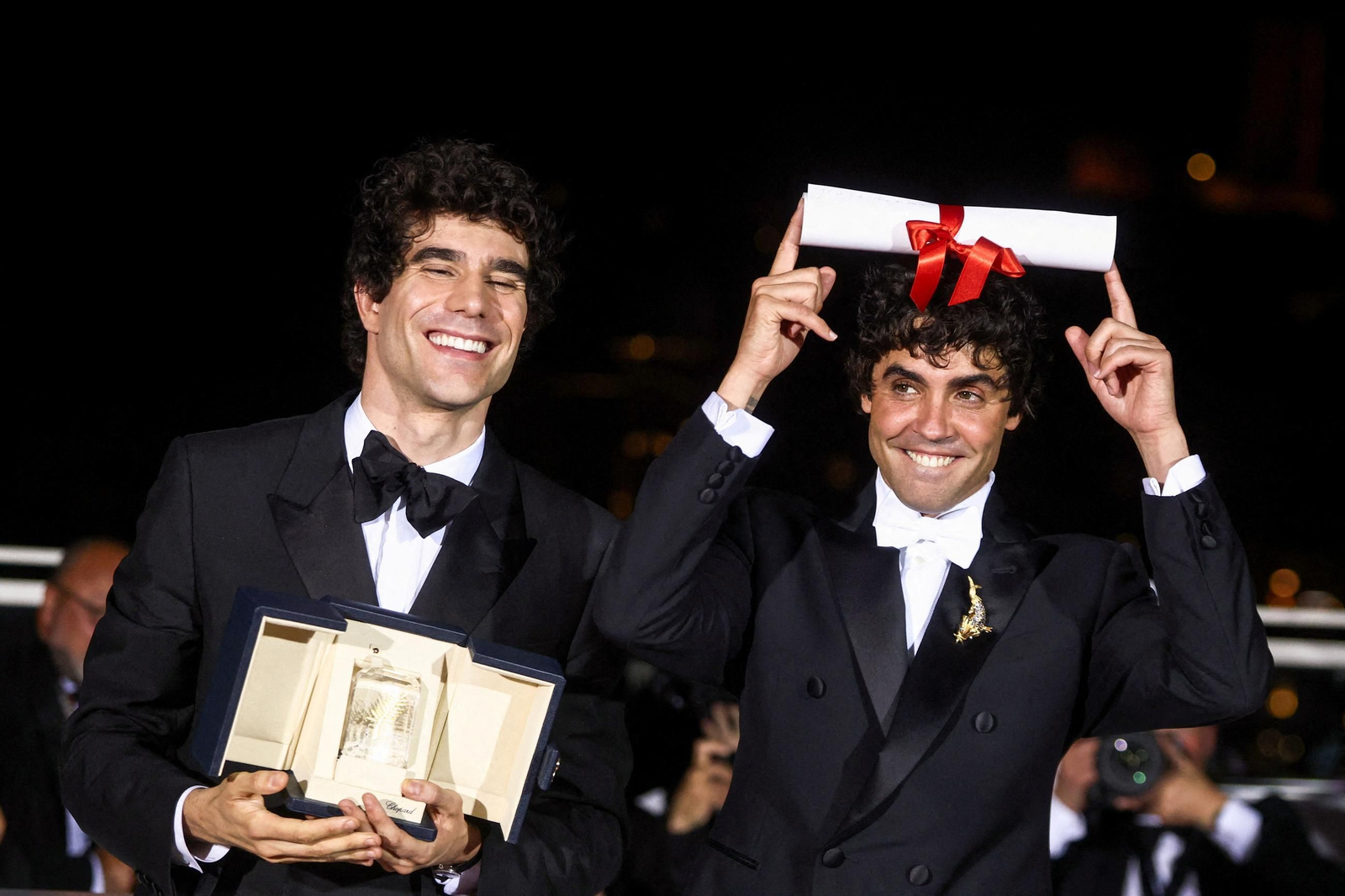 Los Javis triunfan en Cannes con el premio a Mejor Dirección por "La Bola Negra"