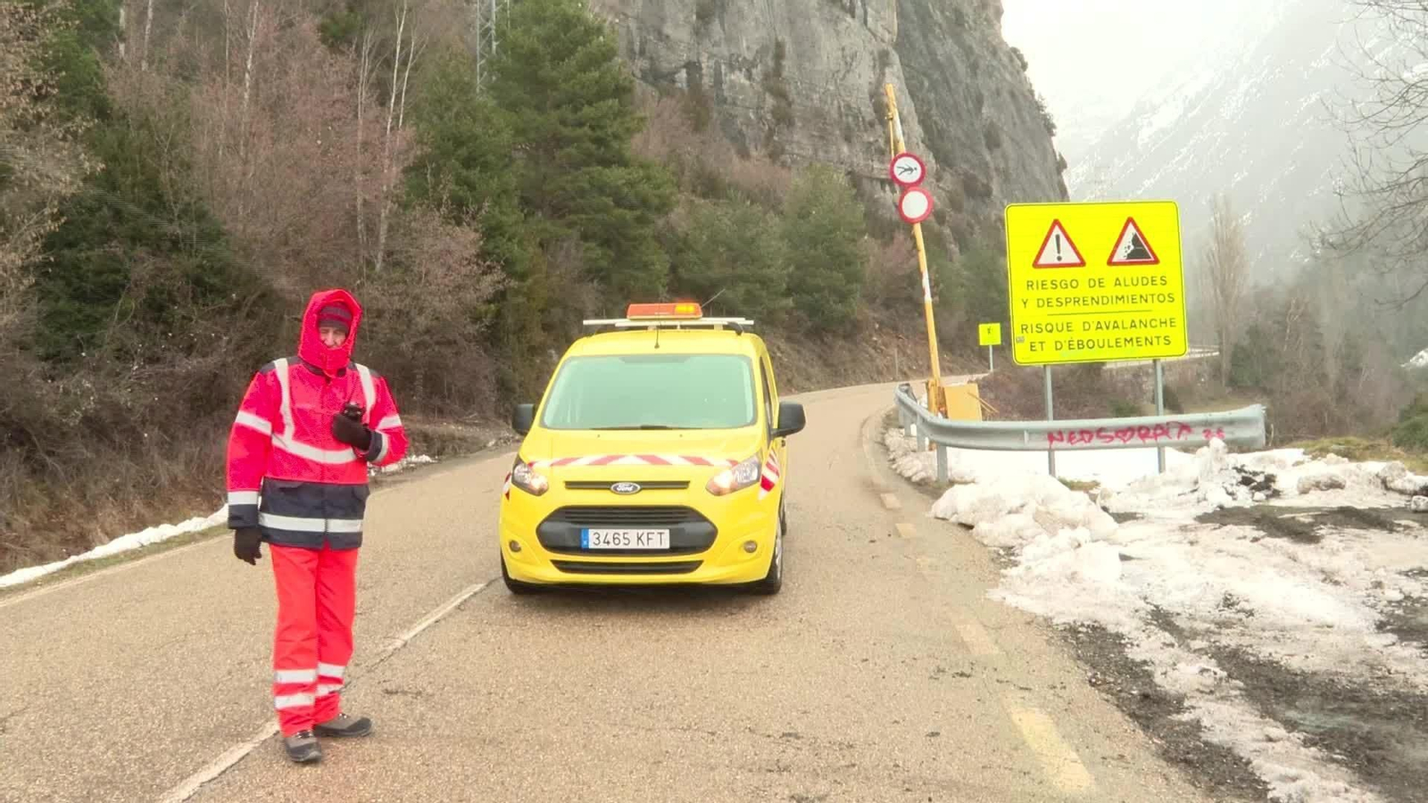 J037-HUESCA ATRAPADOS BALNEARIO PANTICOSA