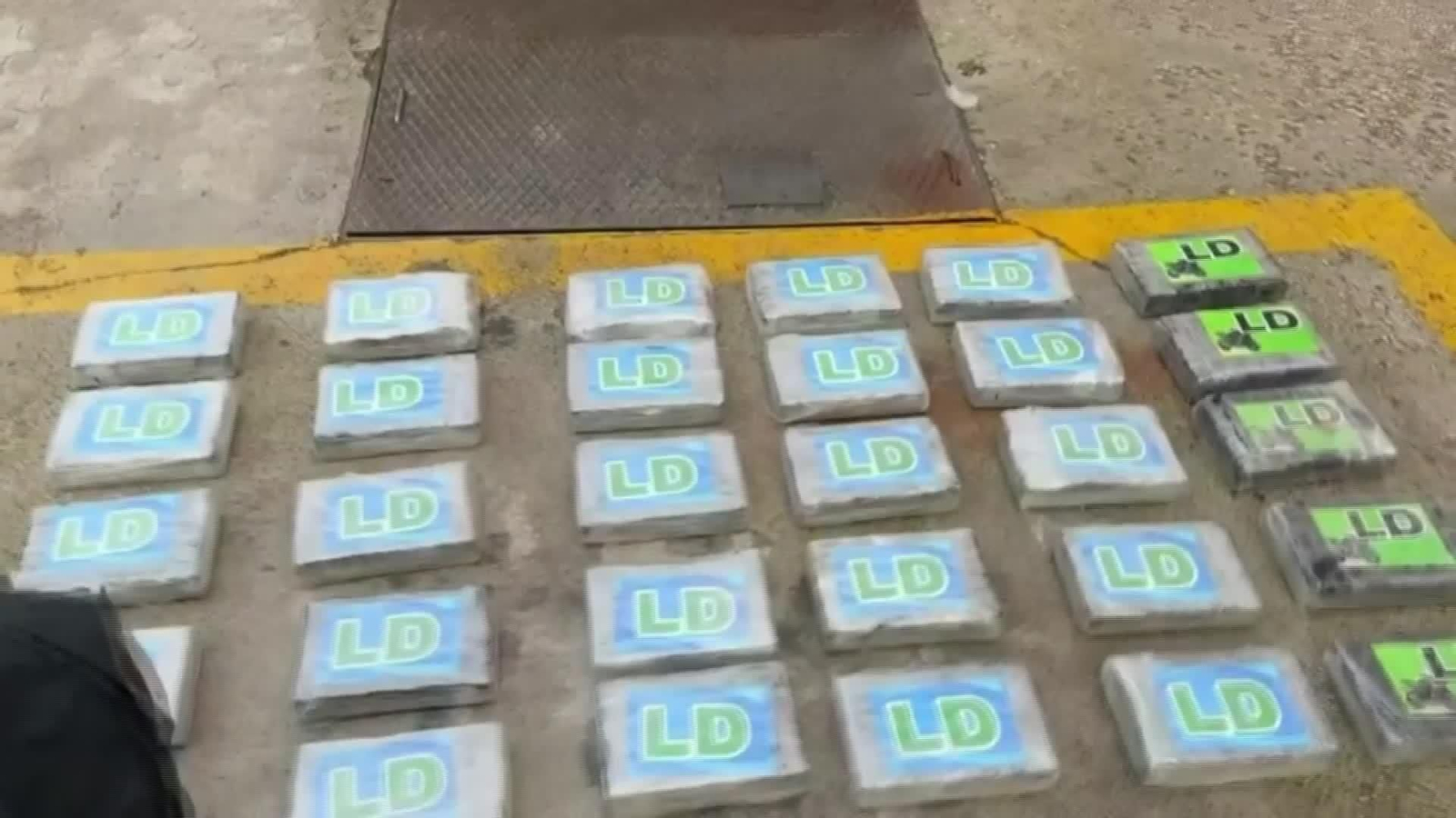 M014-IMAGENES GC COCHE GO FAST COCAINA NAVARRA