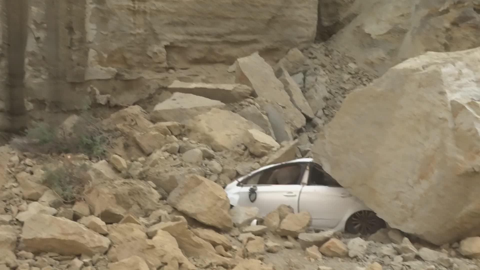 va derrumbe almerira coches sepultados