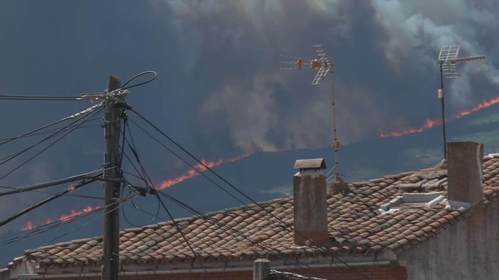 260723 SOC AVILA INCENDIO BURGOHONDO ALVARO LANTADA frame 7076
