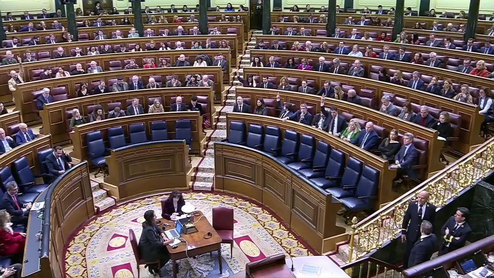 J051-EDI VARIOS APOYOS AL DECRETO