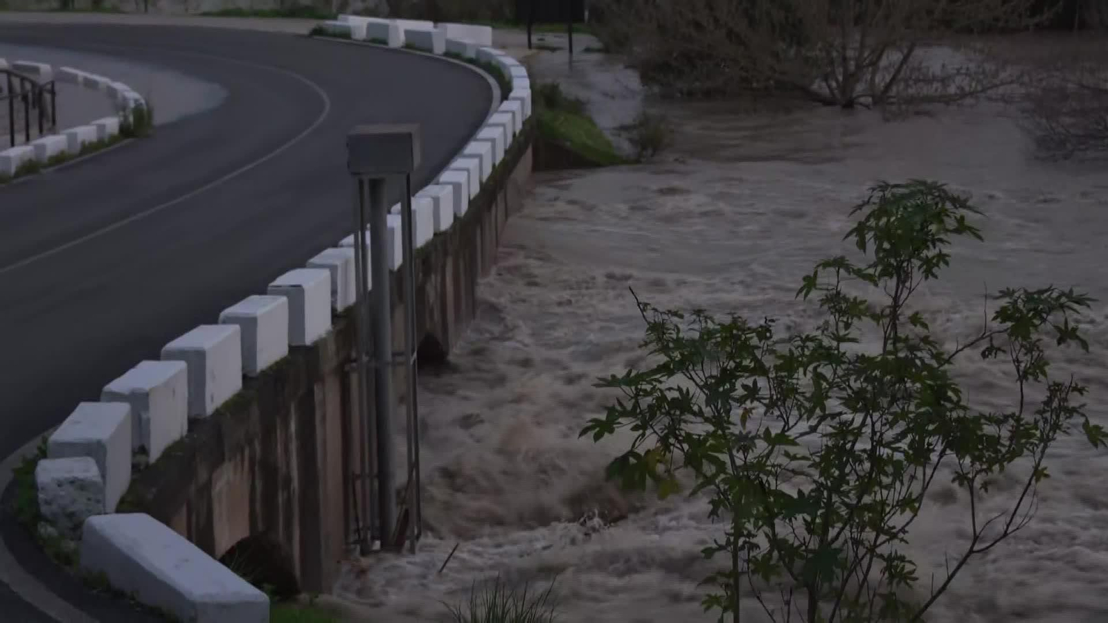 V061-EDI VARIOS CRECIDAS RIOS ANDALUCIA