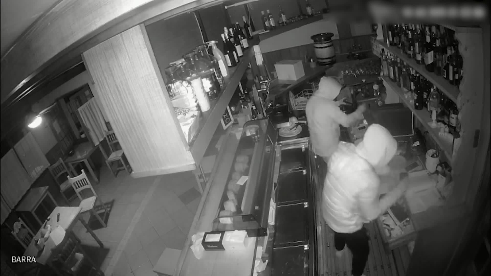 Detenidas cuatro personas por robar en establecimientos comerciales