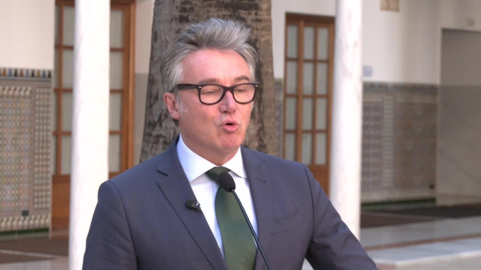 J056-SEVILLA REACCIONES DEBATE ESTADO REGION