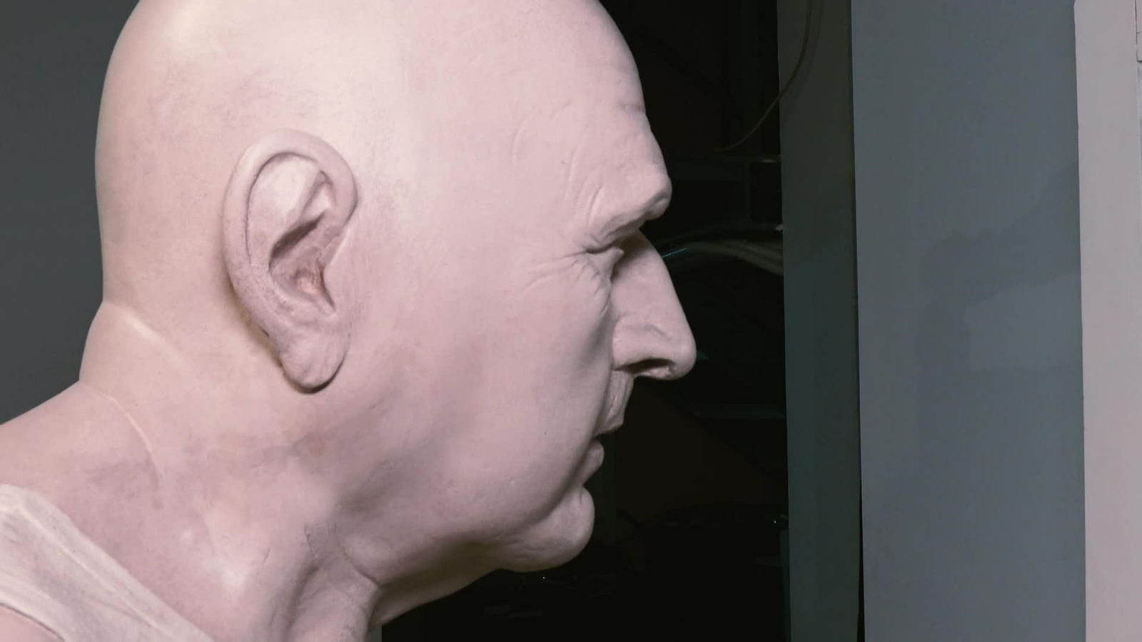 L009-EDI CORDOBA EXPOSICION HIPERREALISTA