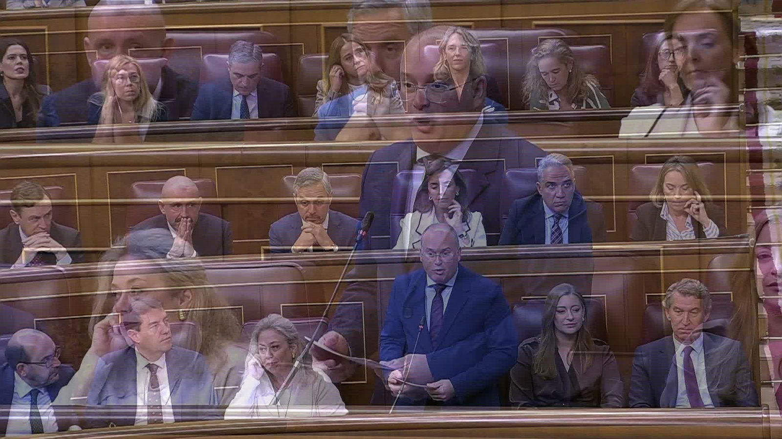 X015-CONGRESO SSCC PREGUNTAS A ROBLES Y MARLASKA