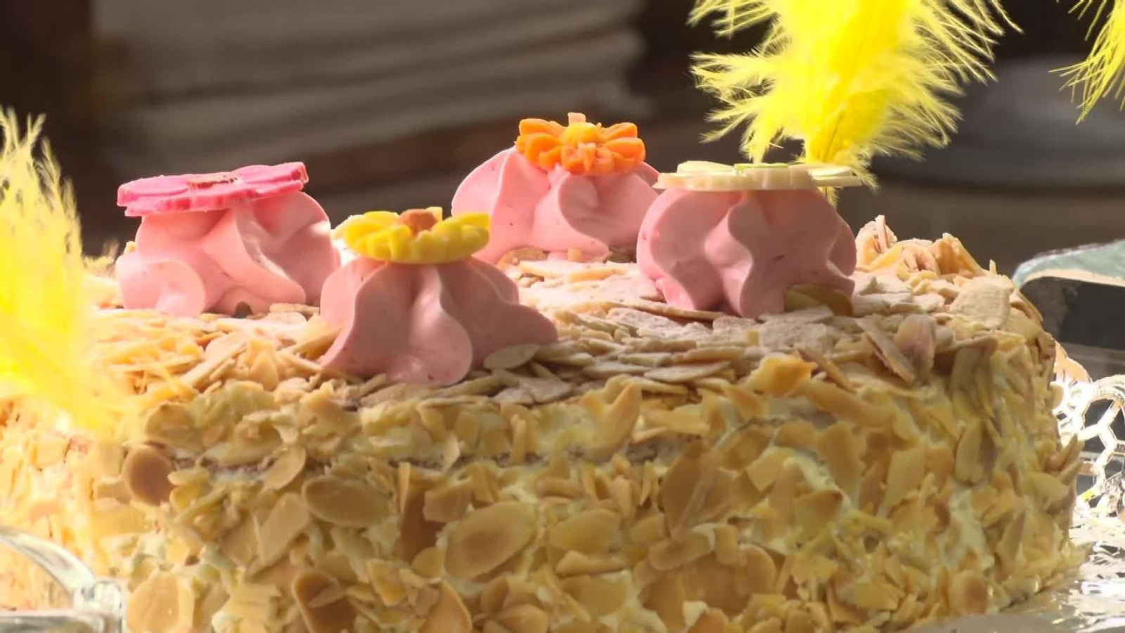 L044-EDI BARCELONA REGALO MONAS DE PASCUA