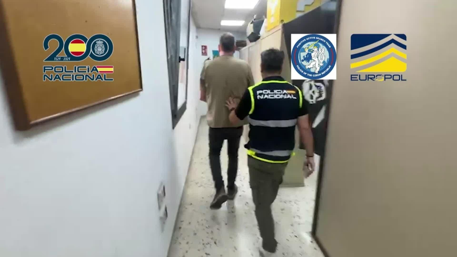 J019-VALENCIA DETENIDO FUGITIVO REP CHECA