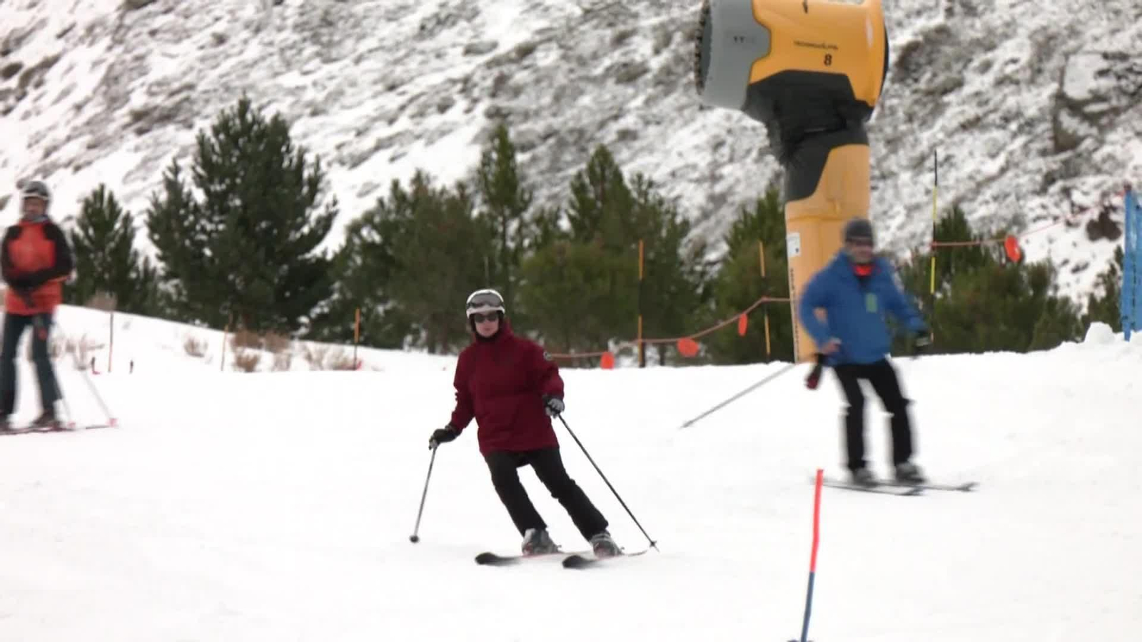 web esquiando y felices ok