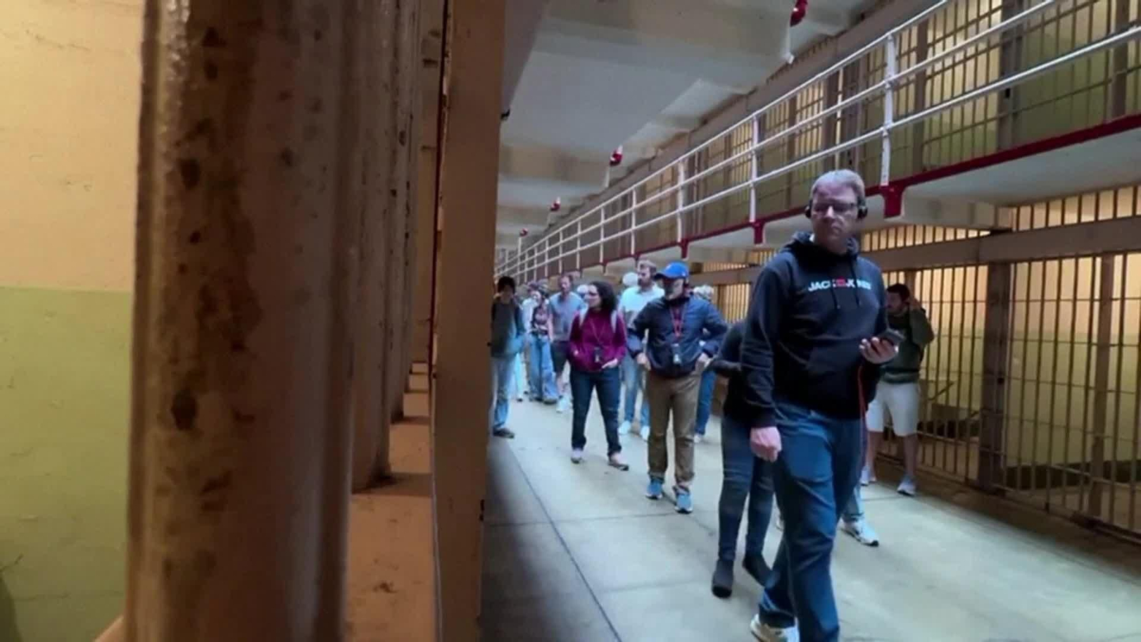 La Fiscal General de Estados Unidos visita por sorpresa Alcatraz