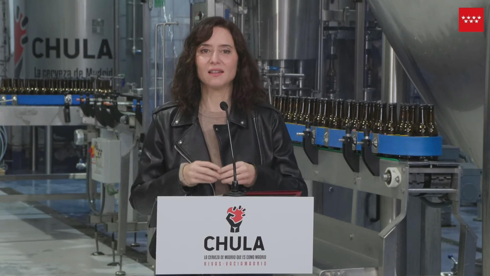 V043 MADRID AYUSO EN FABRICA CERVEZAS frame 1408