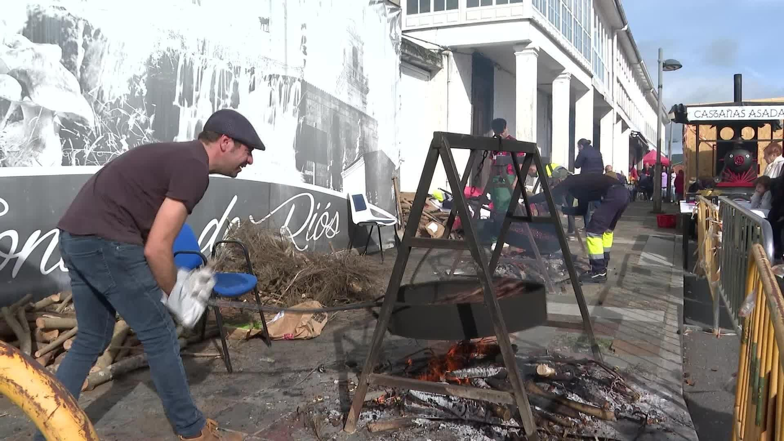 D026-OURENSE CELEBRACION DEL MAGOSTO EN RIOS