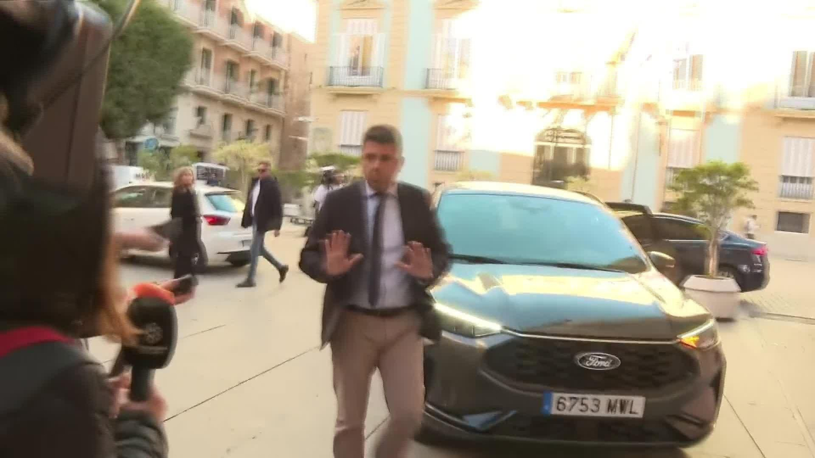 X016-VALENCIA MAZON LLEGADA CONSELL