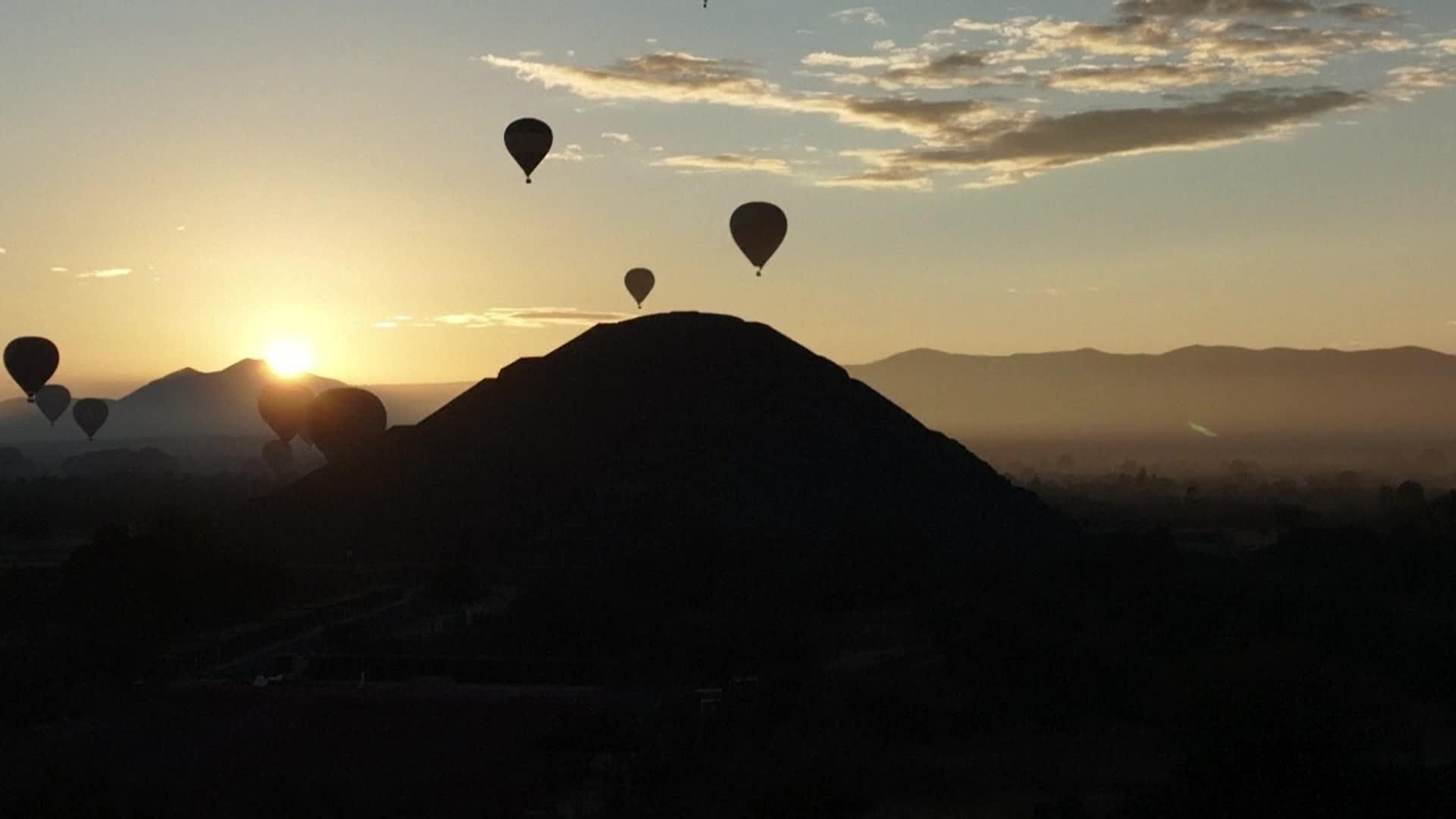 D006-MEXICO CELEBRACION EQUINOCIO