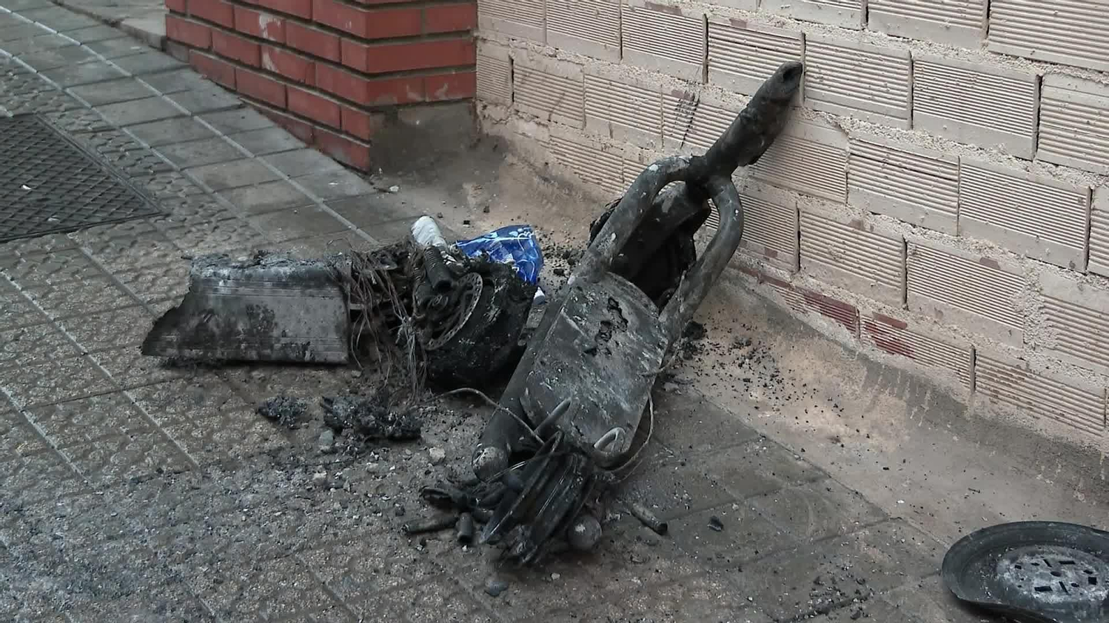 S037-BILBAO INCENDIO EXPLOSION PATINETE