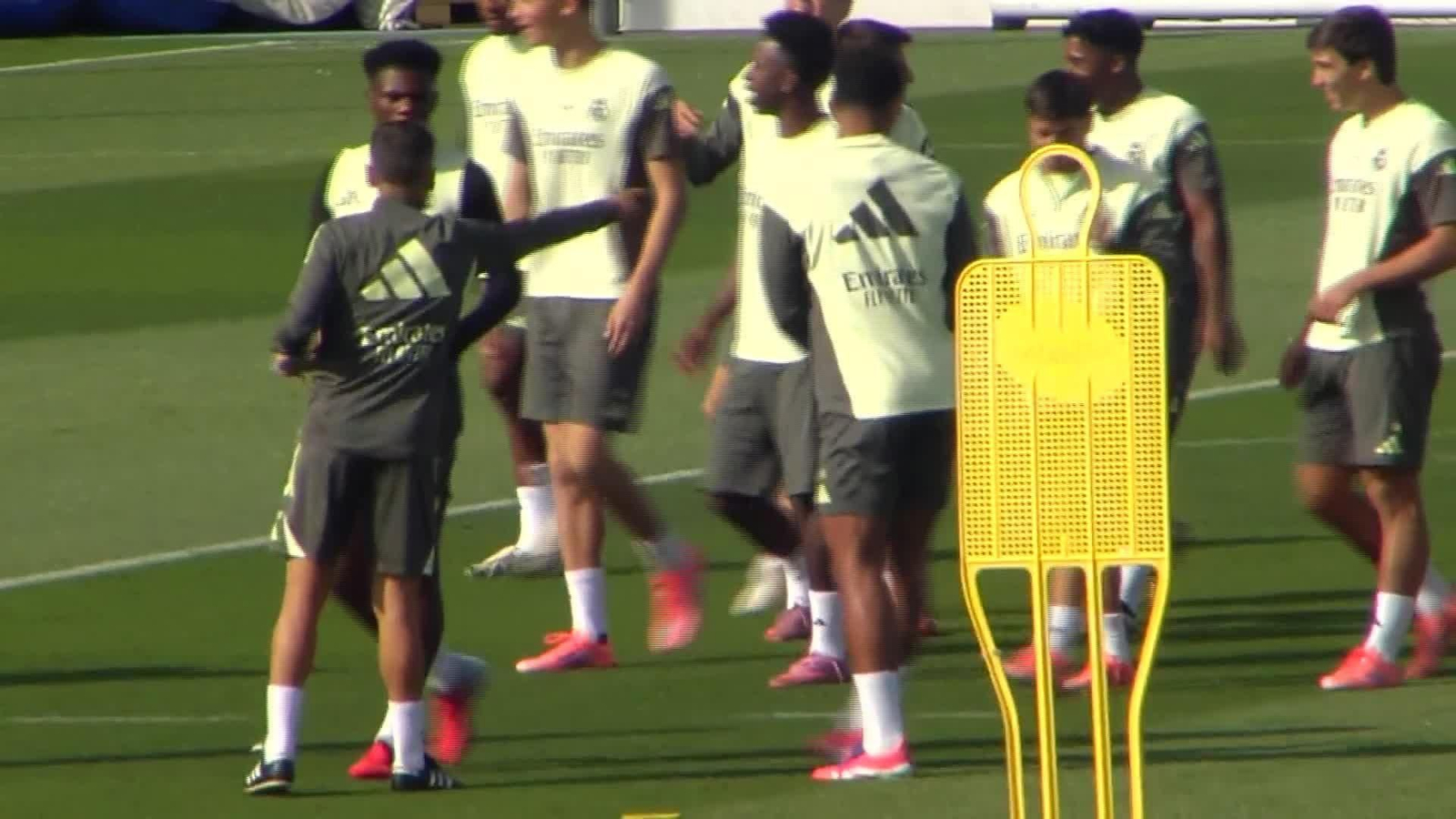 V036-MADRID ENTRENO RMADRID