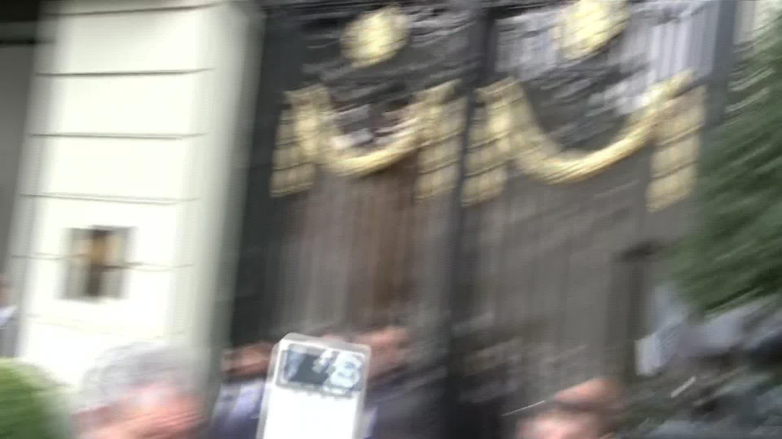 J007-MADRID ENTRADAS ZAPATERO DESAYUNO