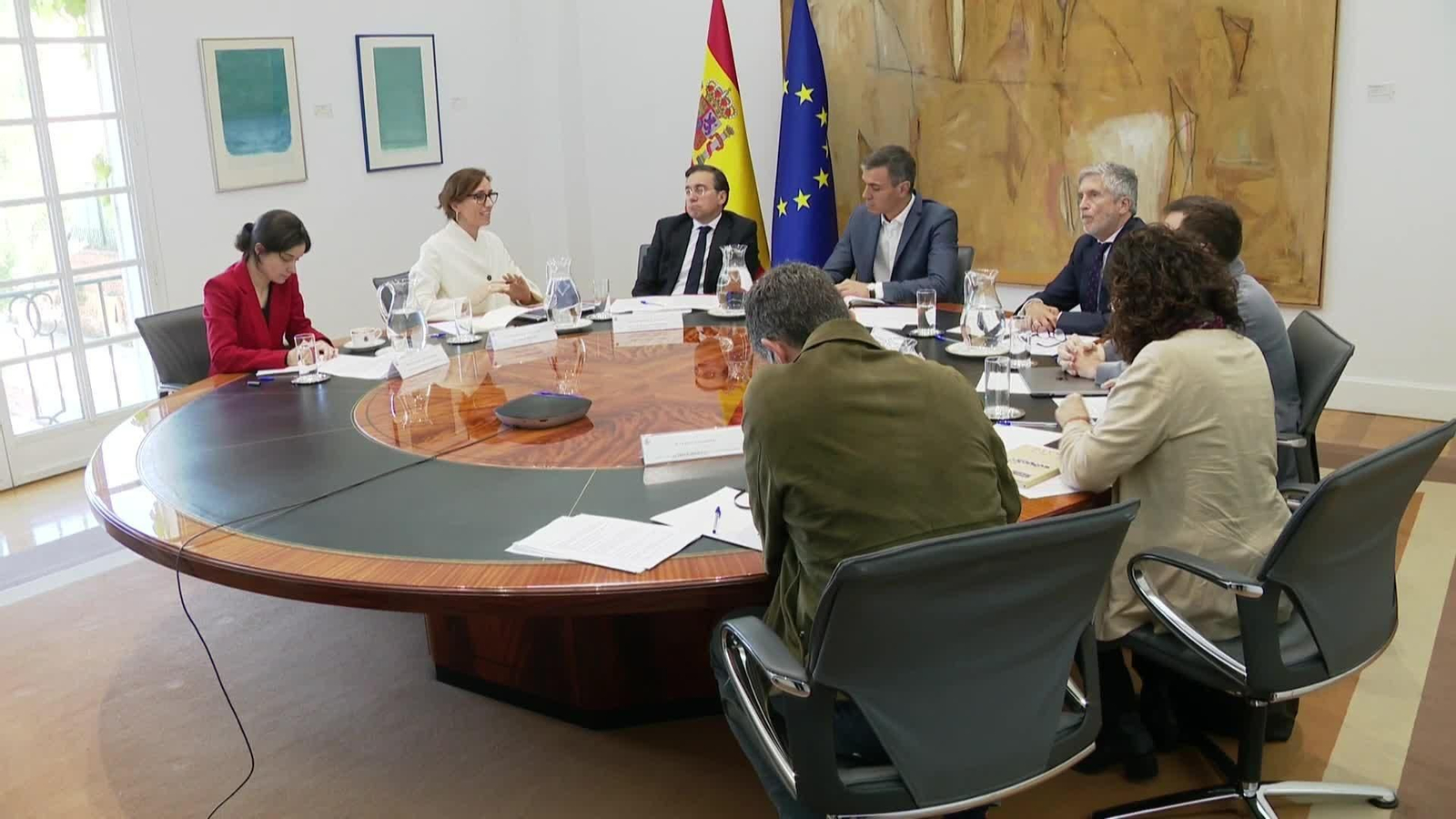 X051-MADRID REUNION MONCLOA CRISIS HANTAVIRUS