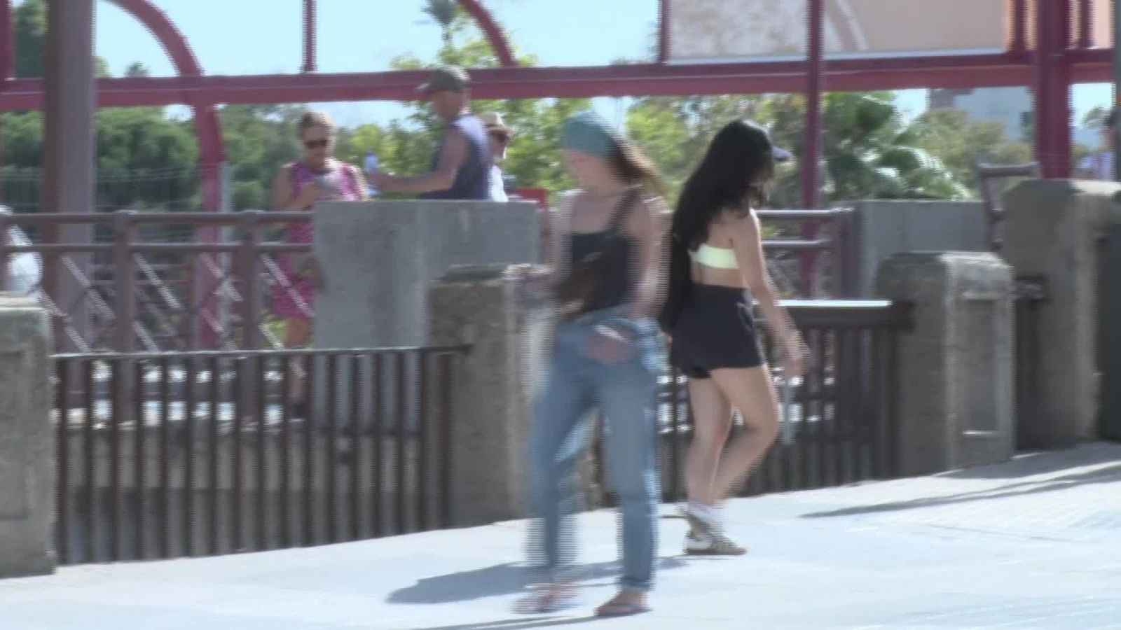J062-SEVILLA TEMPERATURAS POR ENCIMA DE 30 GRADOS