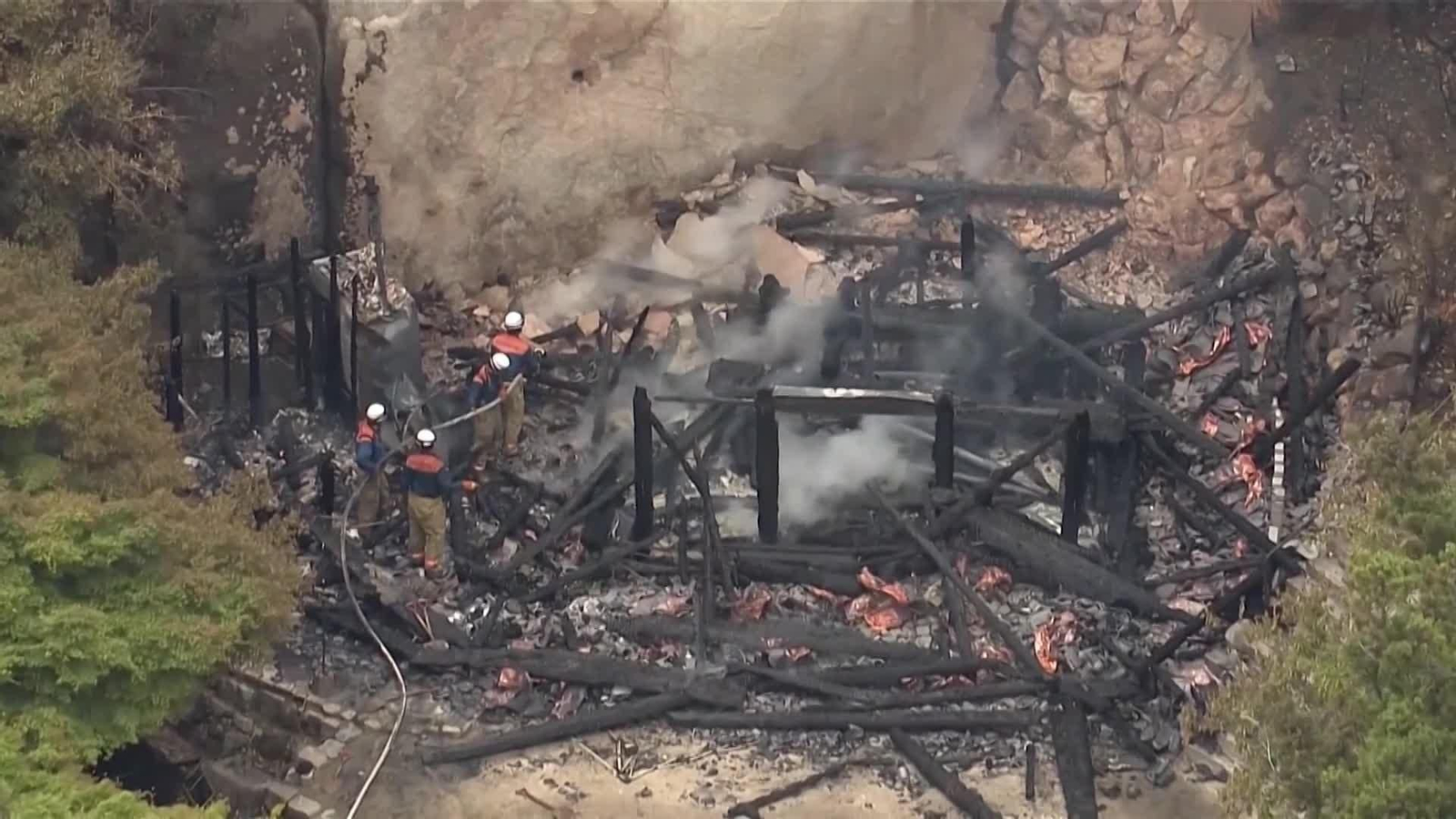 va incendio templo japones milenario