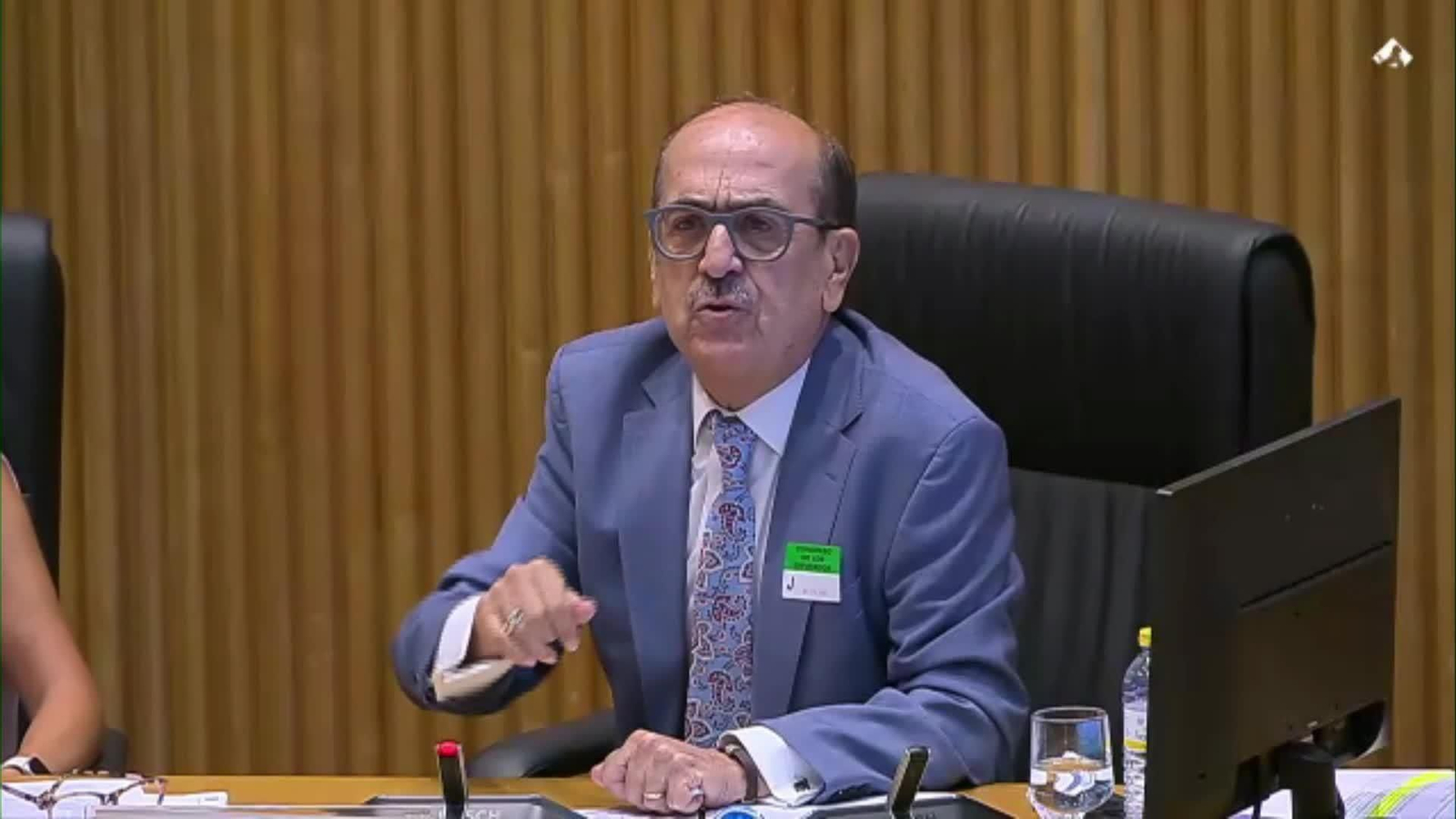 va vox a total género