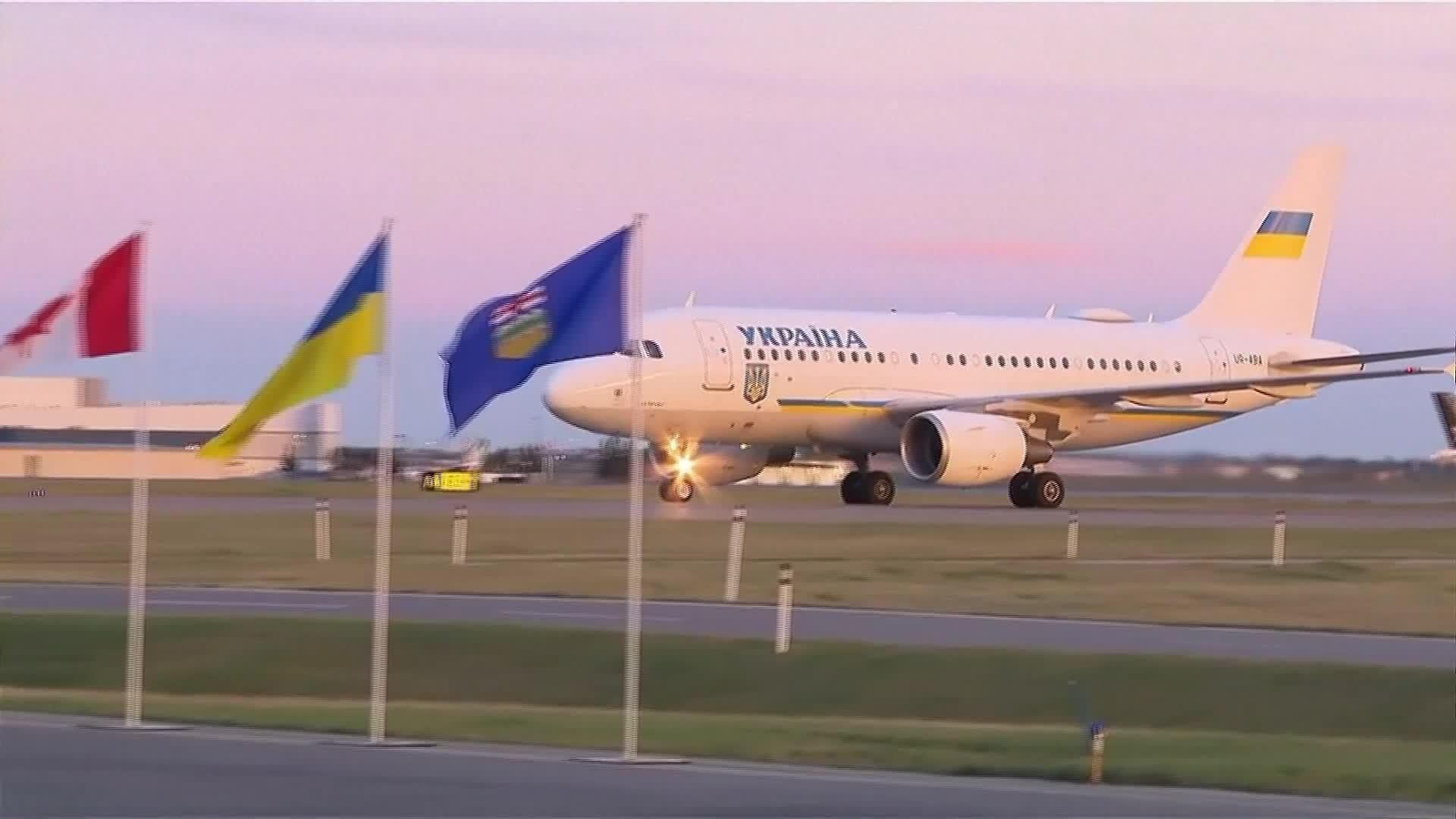 J005-CANADA LLEGADA ZELENSKI