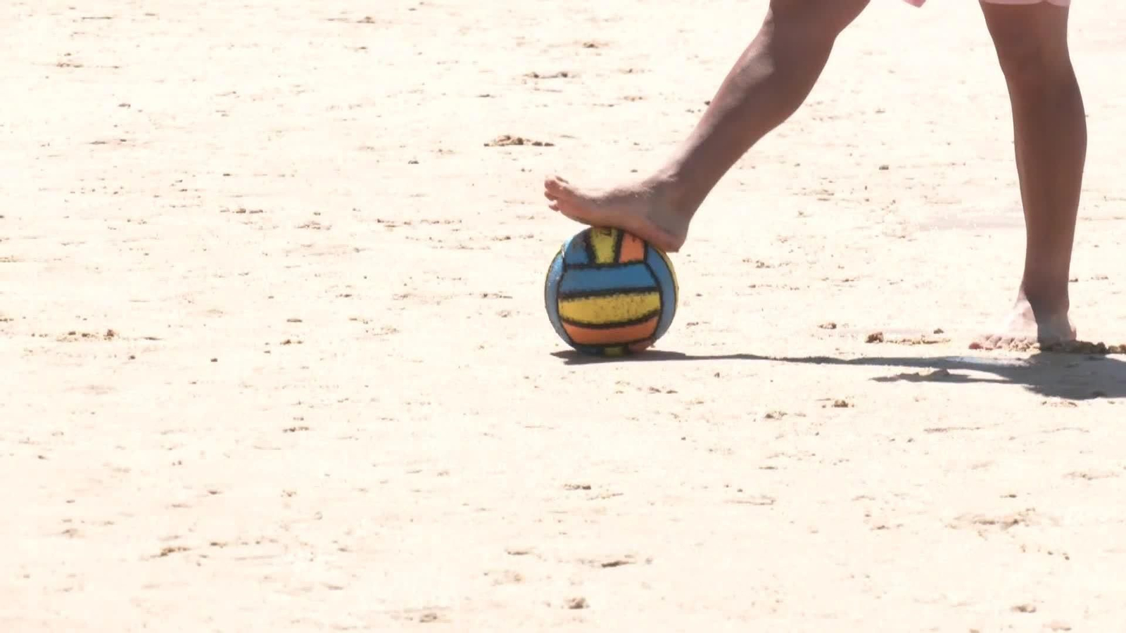 ¿Qué se puede y qué no se puede hacer en la playa en España?