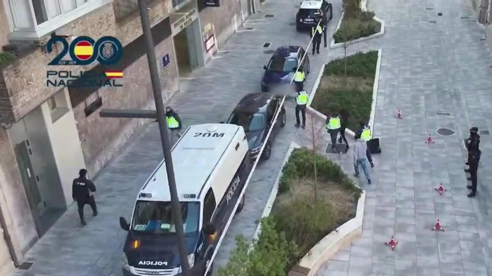 V057-IMAGENES POLICIA DETENIDO FUGITIVO MAS BUSCADO