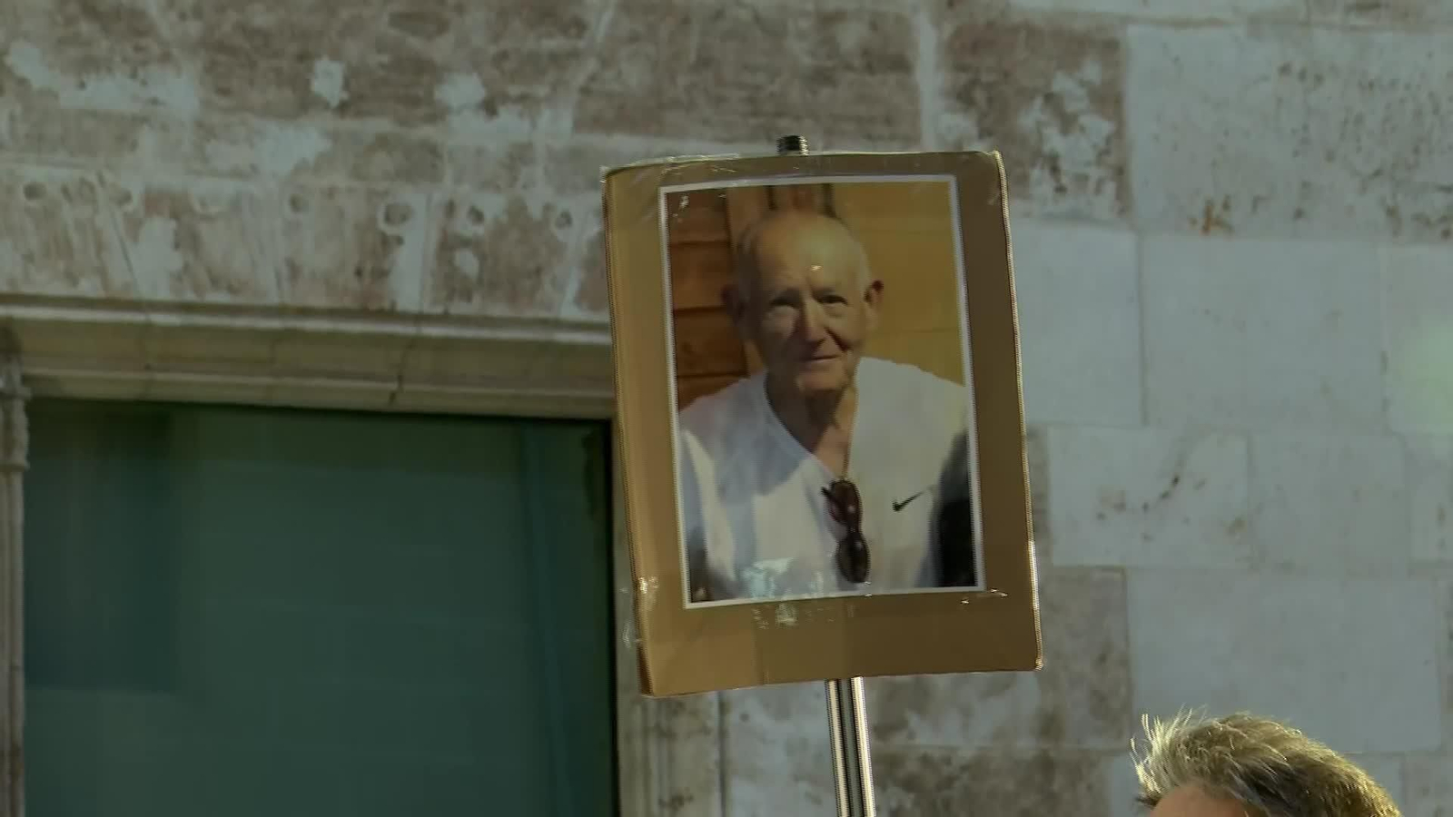 D036-VALENCIA MANI PROTESTA MAZON ANGELA