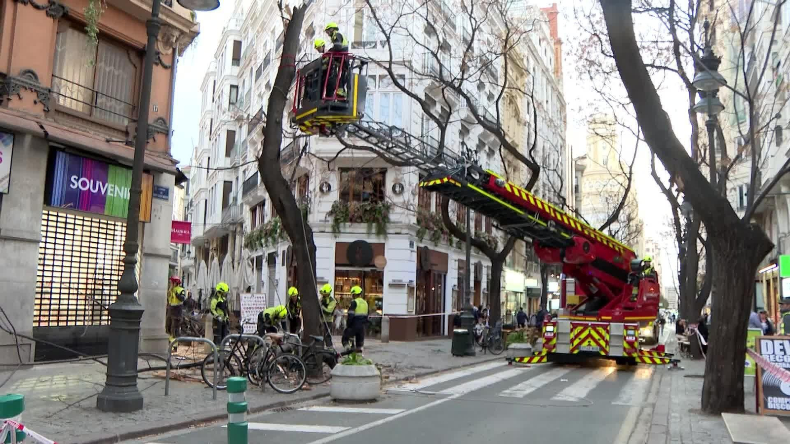 X092-VARIOS BORRASCA NILS TARDE