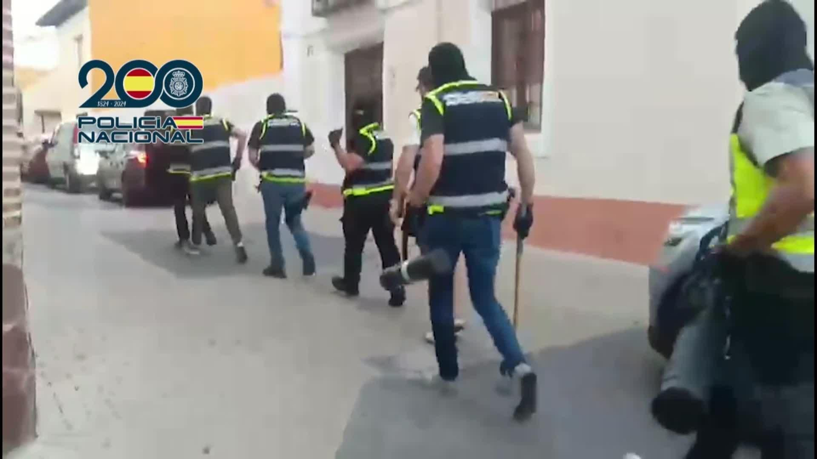 M016-IMAGENES POLICIA FUGITIVO DETENIDO