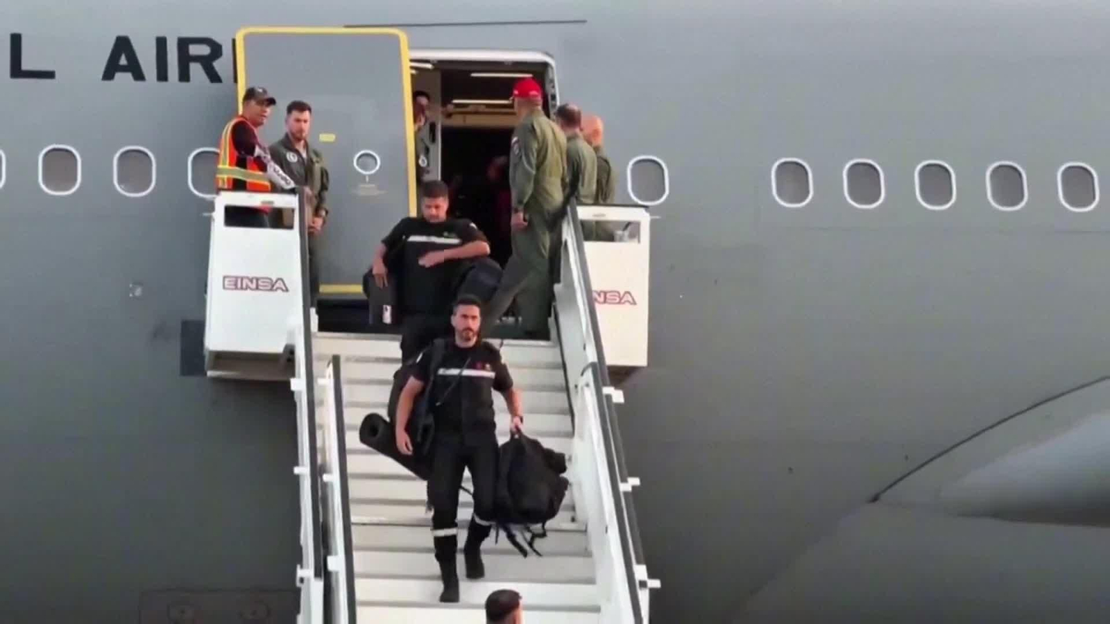 V067-VENEZUELA LLEGADA BOMBEROS UME