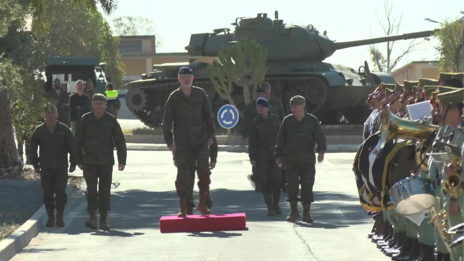 J018-ALMERIA REY VISITA BASE VIATOR