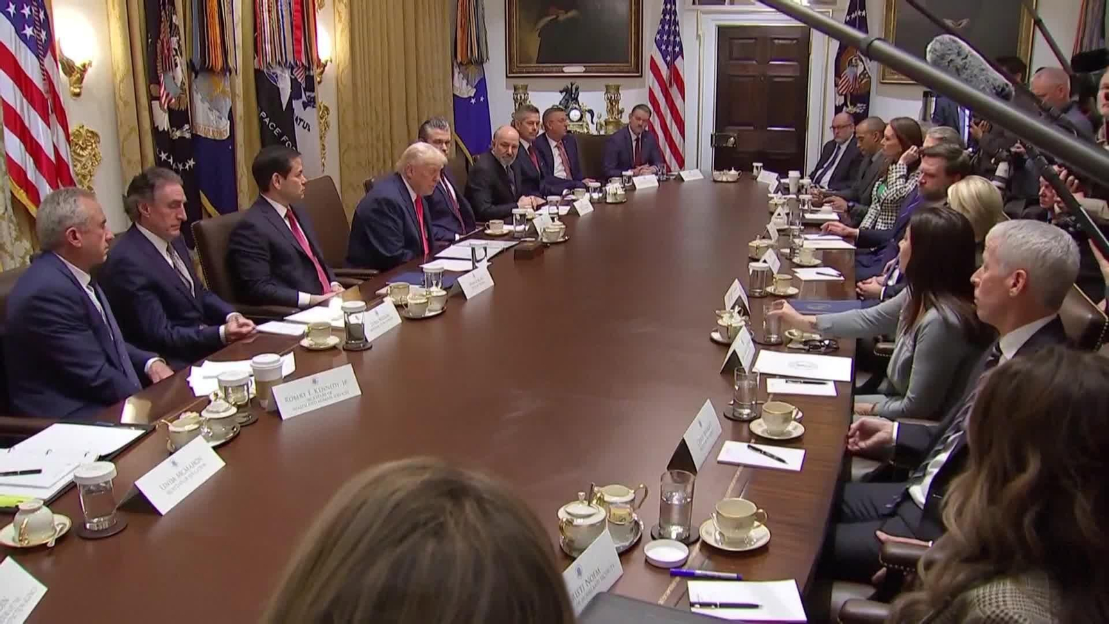 X008-EEUU TRUMP RESPALDA ATAQUES LANCHAS VENEZOLANAS