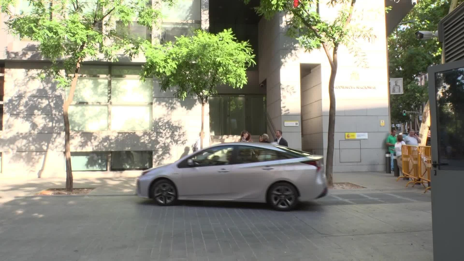 X026-MADRID ABOGADO HAZTE OIR SOBRE ZAPATERO