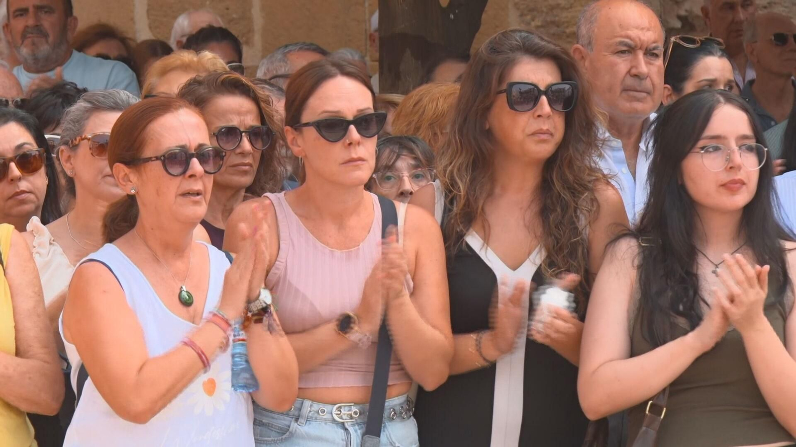 X024-MALAGA MINUTO SILENCIO ANTEQUERA