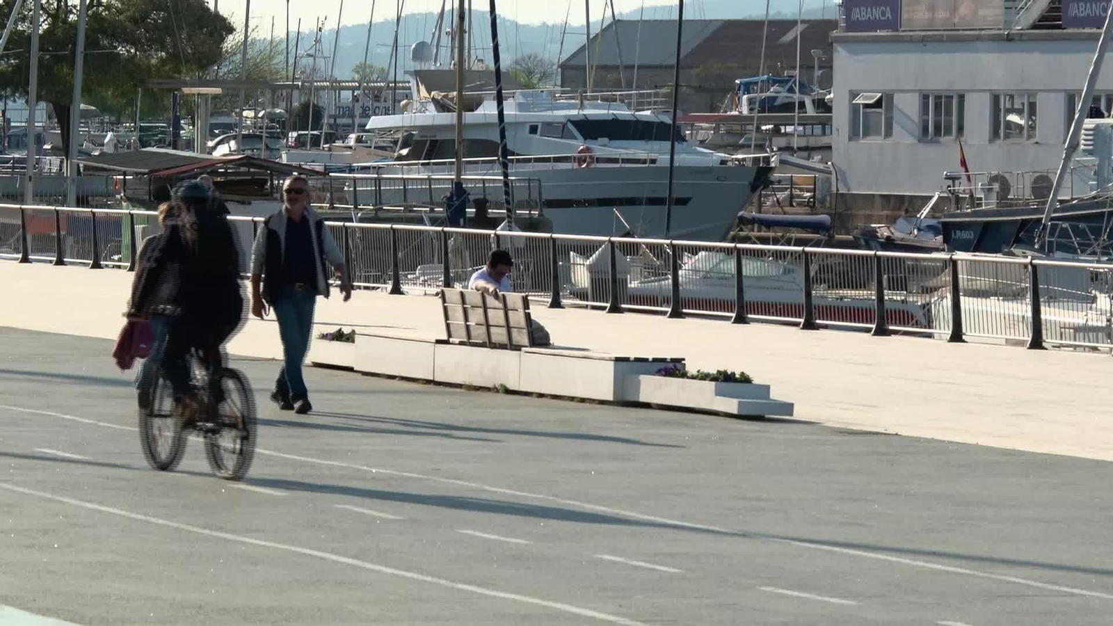 L075-VIGO BUEN TIEMPO