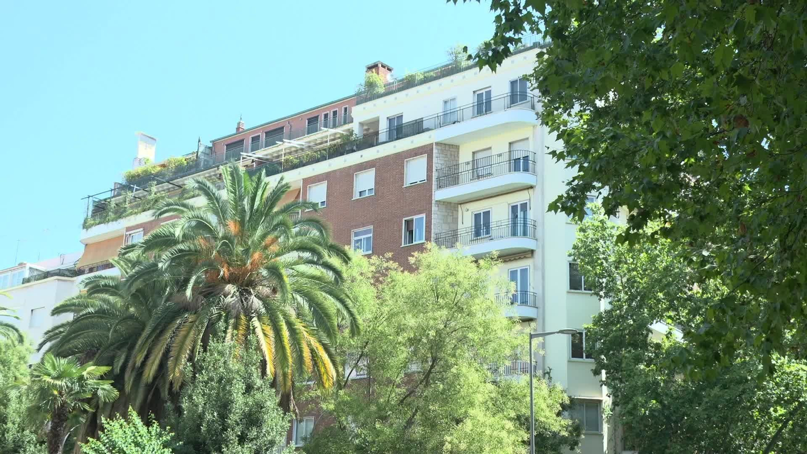 J064-EDI MADRID POLEMICA COMPRA ATICO COMUNIDAD