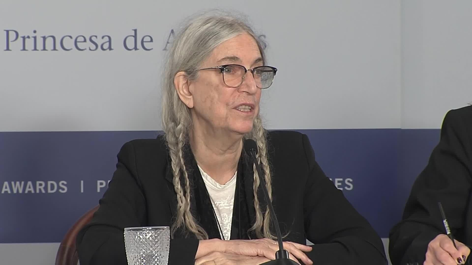 va total patti smith