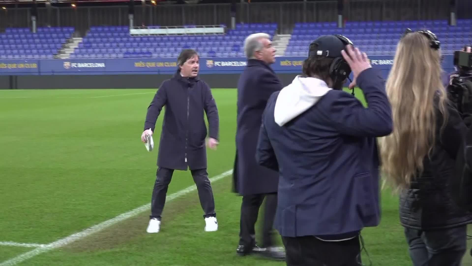 L020-BARCELONA LAPORTA PRESENTACION FUTBOL BASE