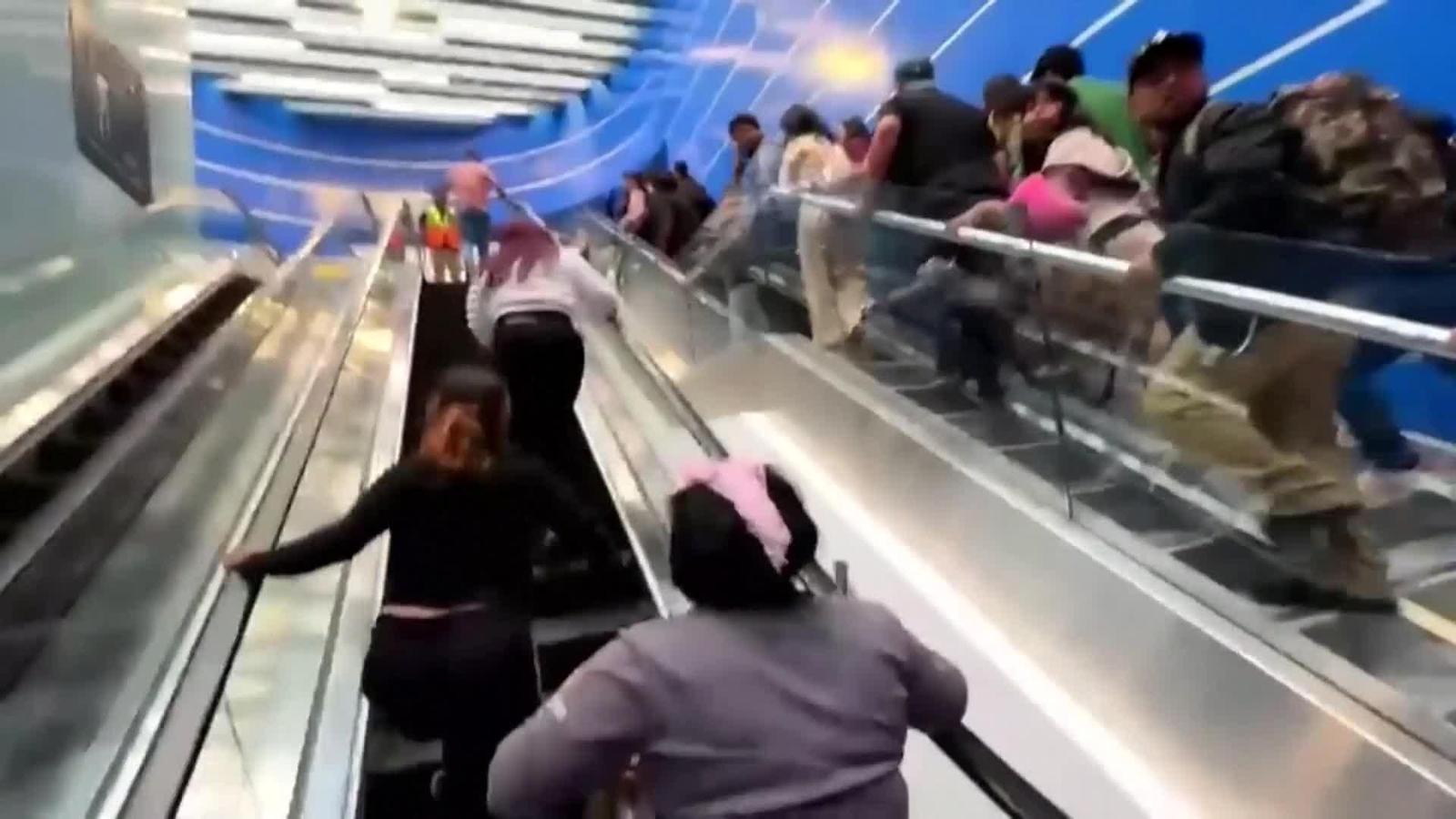 va panico aeropuerto mexico tras muerte narco